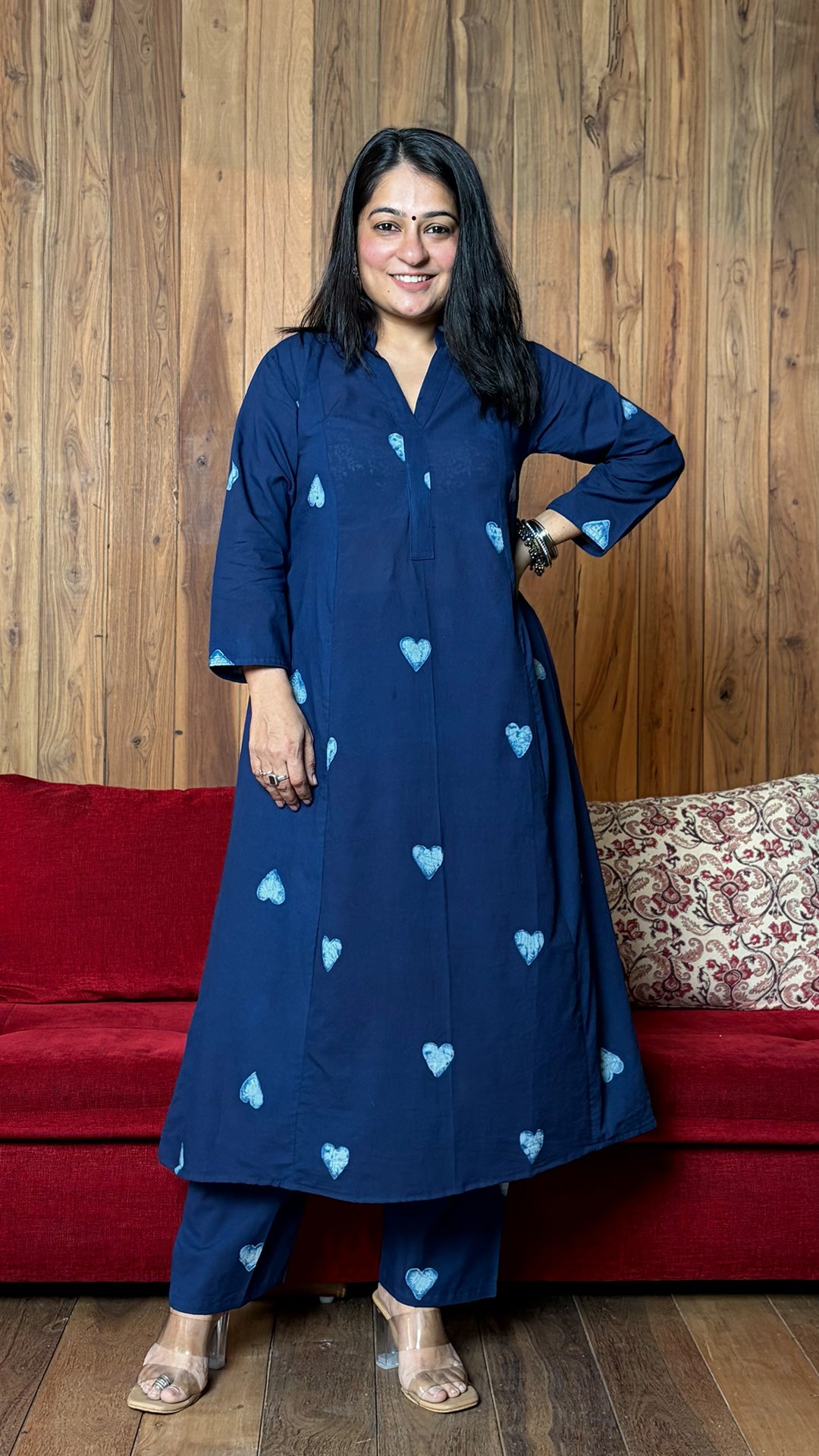 Nyra Big Hearts Kali Kurta In Cotton - Indigo