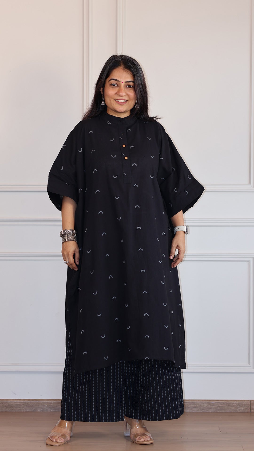 Black Chaand Handwoven Cotton Kaftan Co-ord