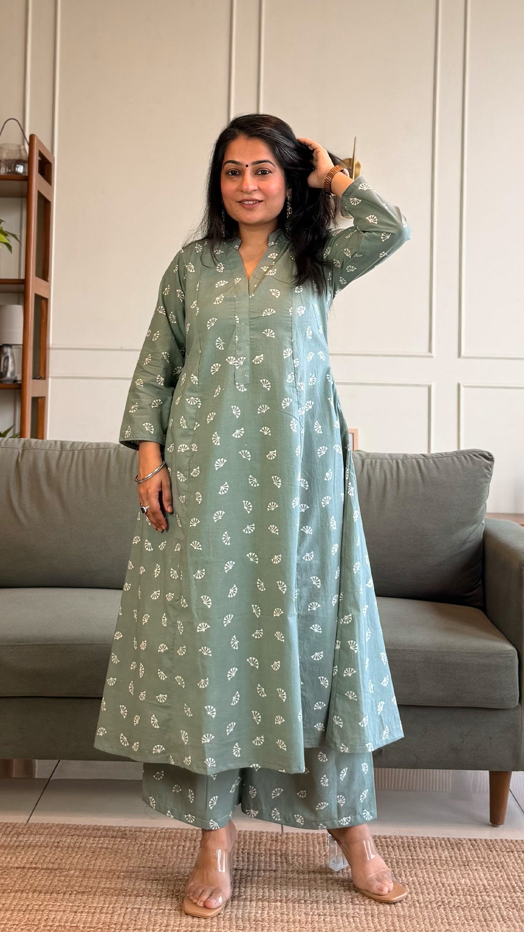 Gauhar Kali Kurta In Cotton - Sage green