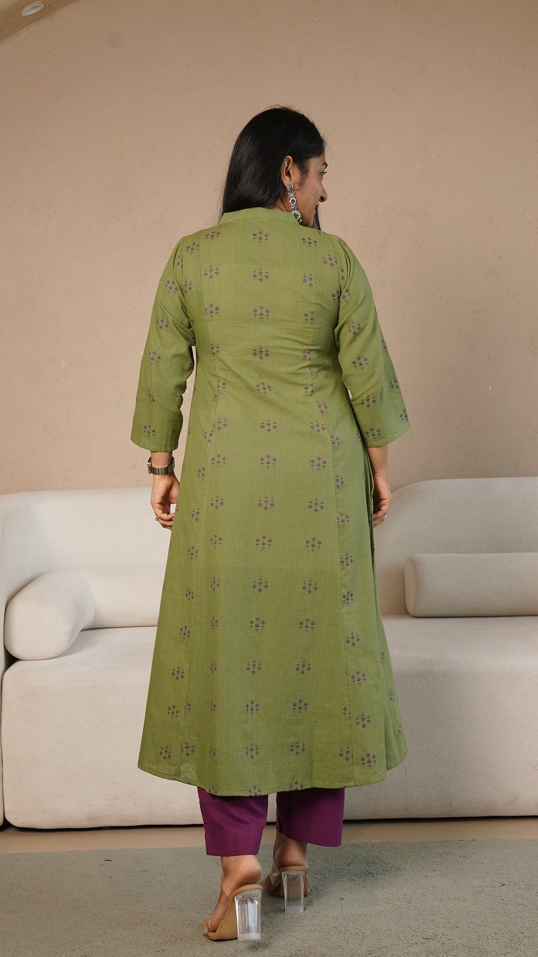 Yuzaa Hand Woven Kali Cotton Kurta - Cardamom Green