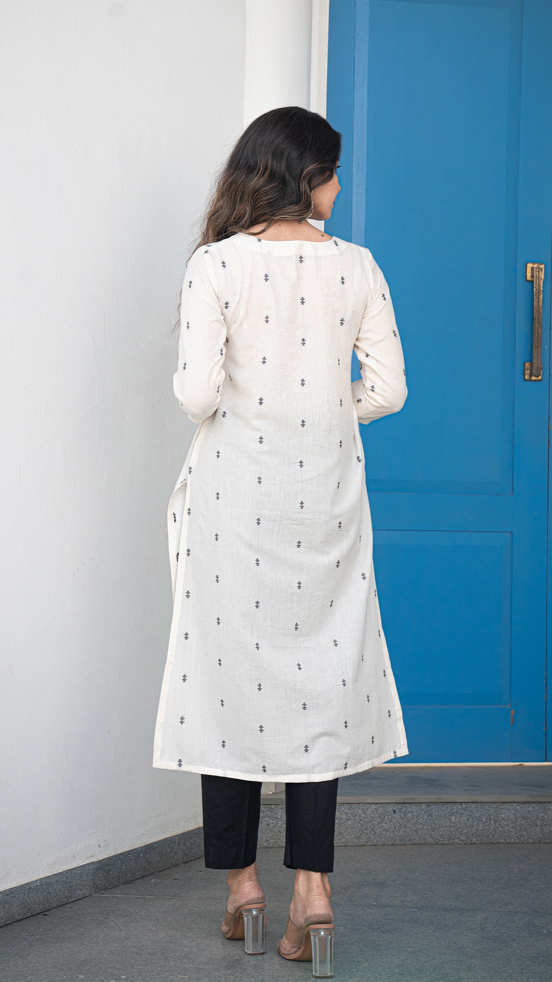 Medha Hand Woven Cotton Kurta - White