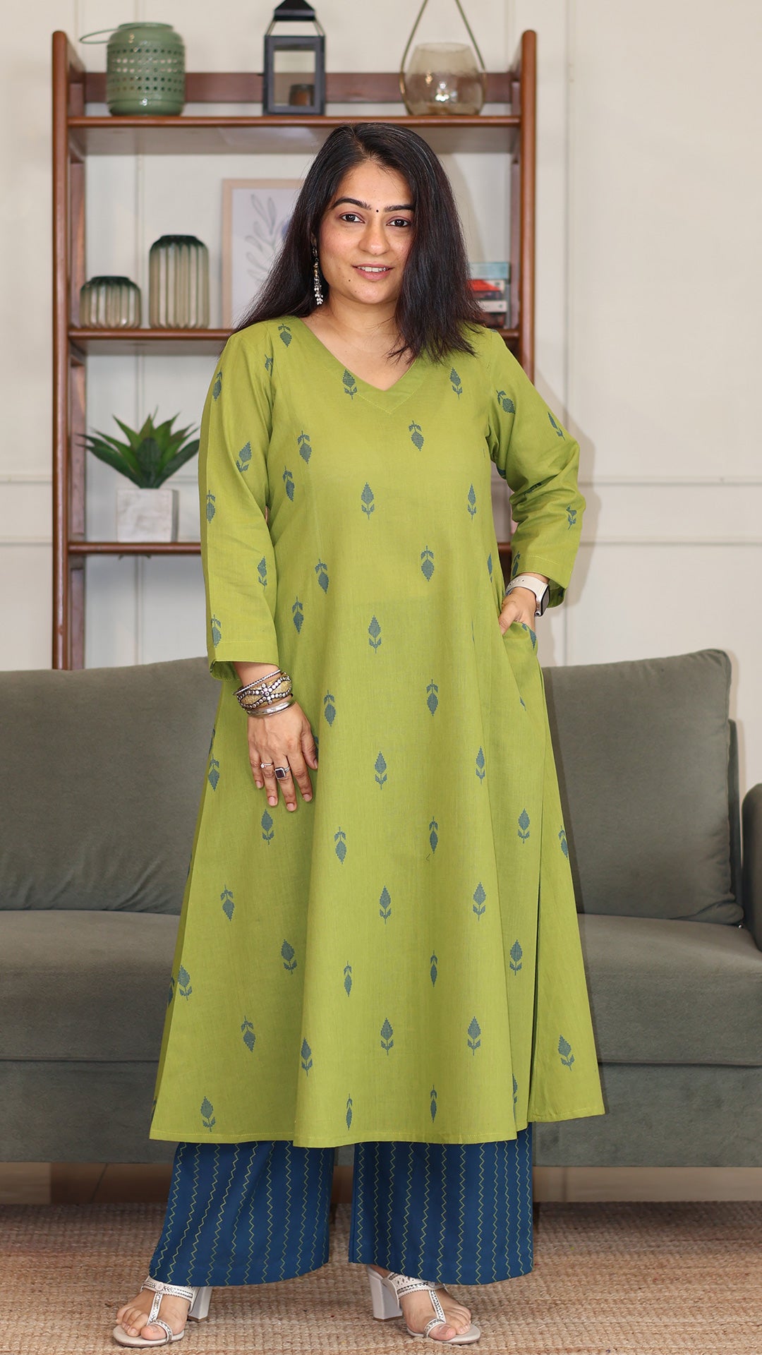 Vaani Handwoven Cotton Kurta - Green/Blue