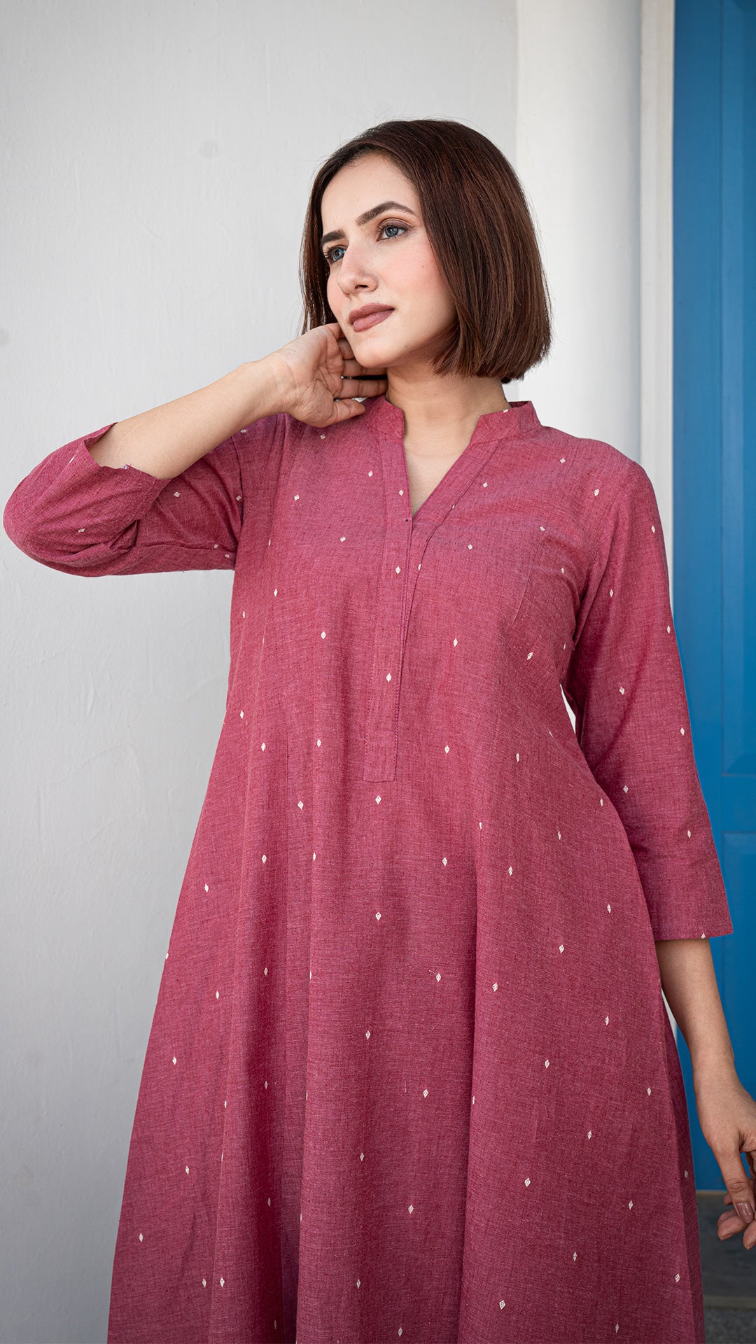 Aarvi Hand Woven Kali Cotton Kurta - Pink