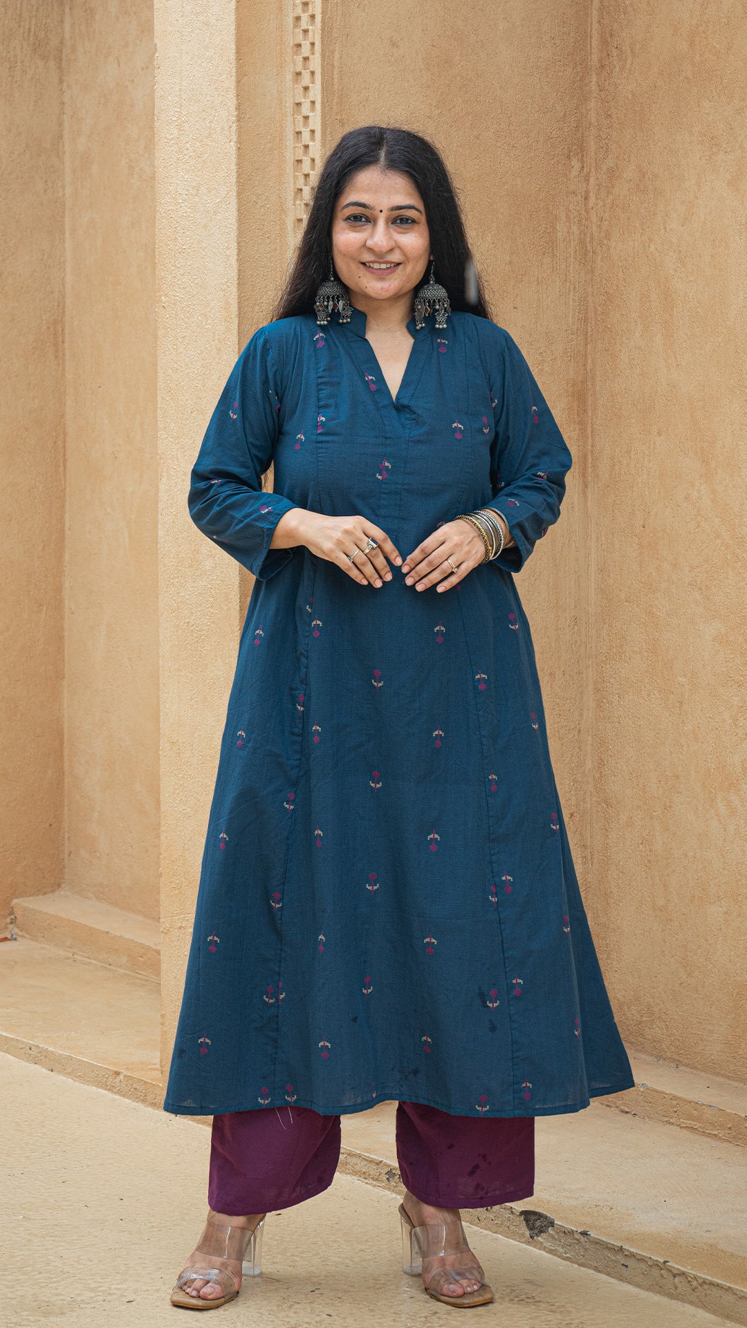 Kshiti Flower Motif Hand Woven Kali Cotton Kurta - Blue