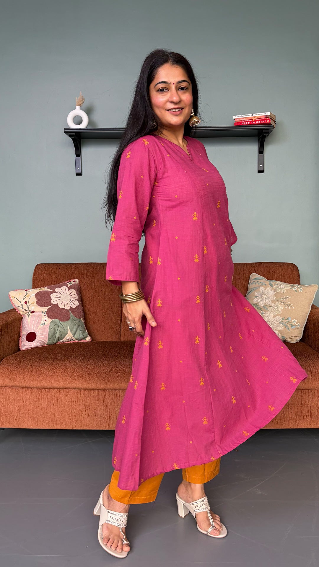 Sonam Pink Hand Woven Kali Cotton Kurta