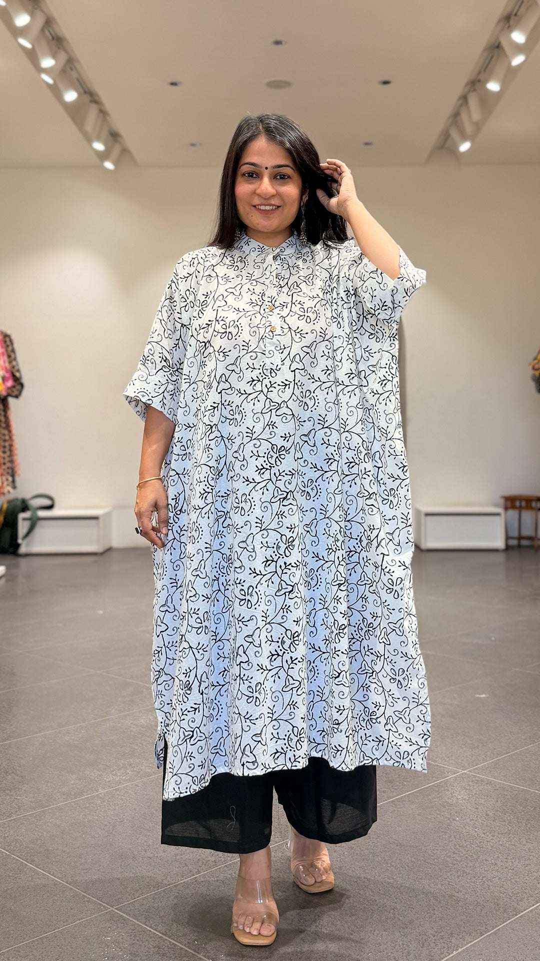 White and Black Floral Jaal Kaftan Co-ord In Cotton