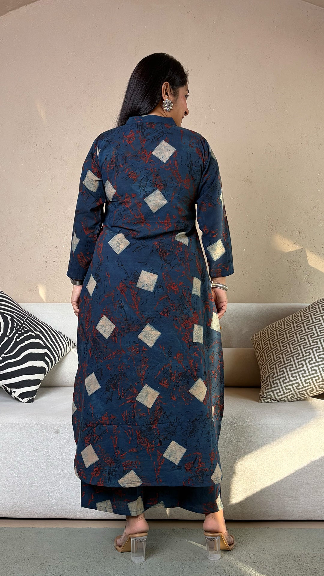 Nida Ajrakh Kali Kurta In Cotton - Indigo