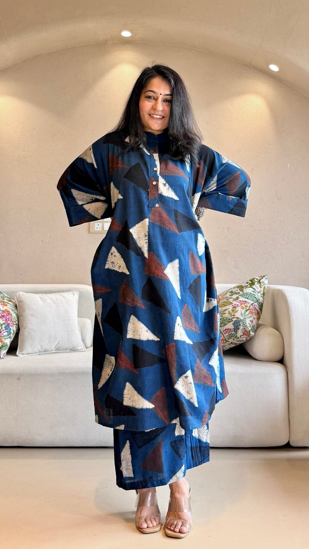 Minal Ajrakh Kaftan co-ord In Cotton - Indigo