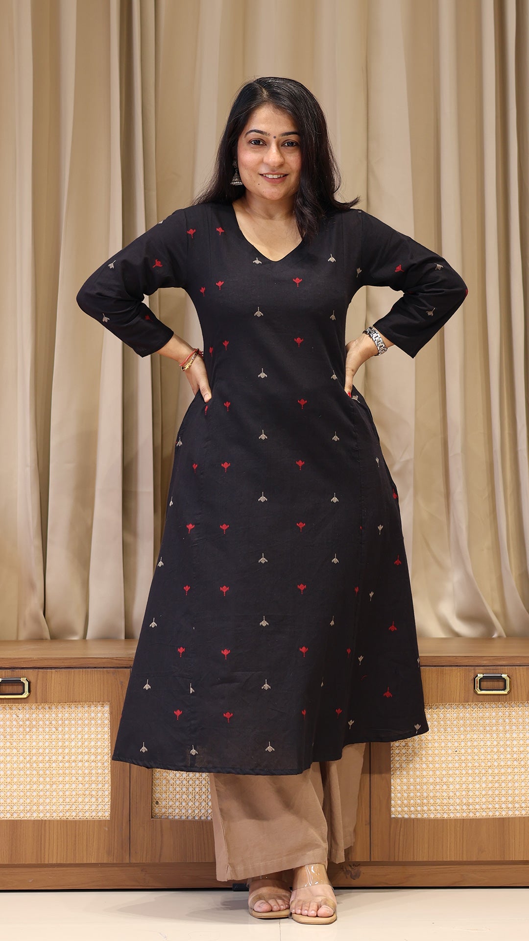 Swara Handwoven Cotton Kurta - Black
