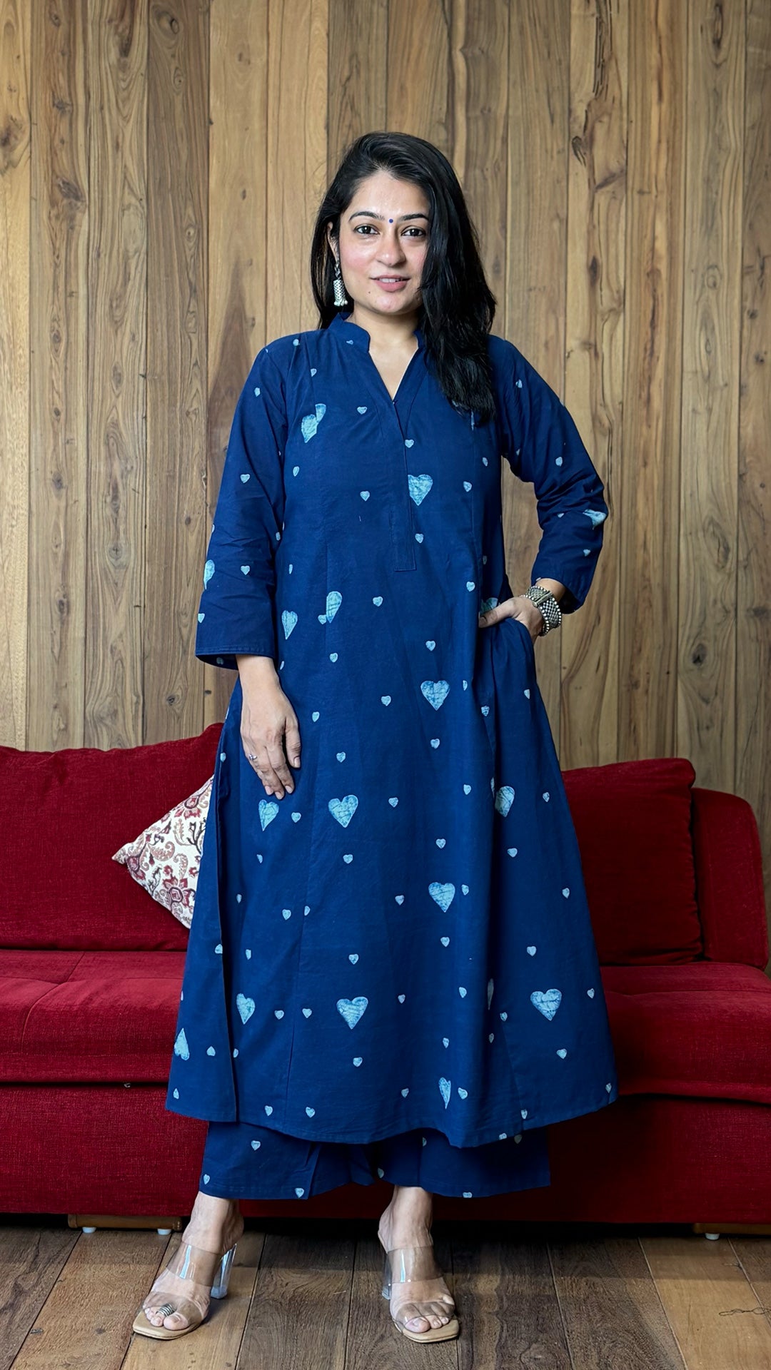 Zeesha Hearts Dabu Kali Kurta In Indigo