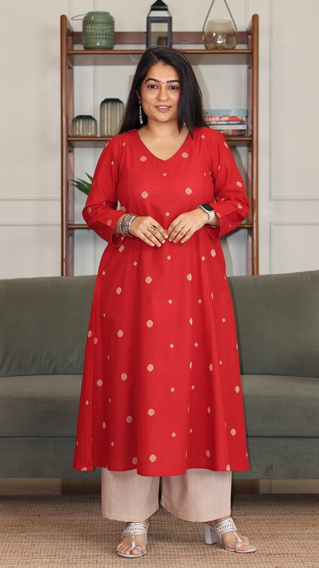 Saanj Handwoven Cotton Kurta - Red