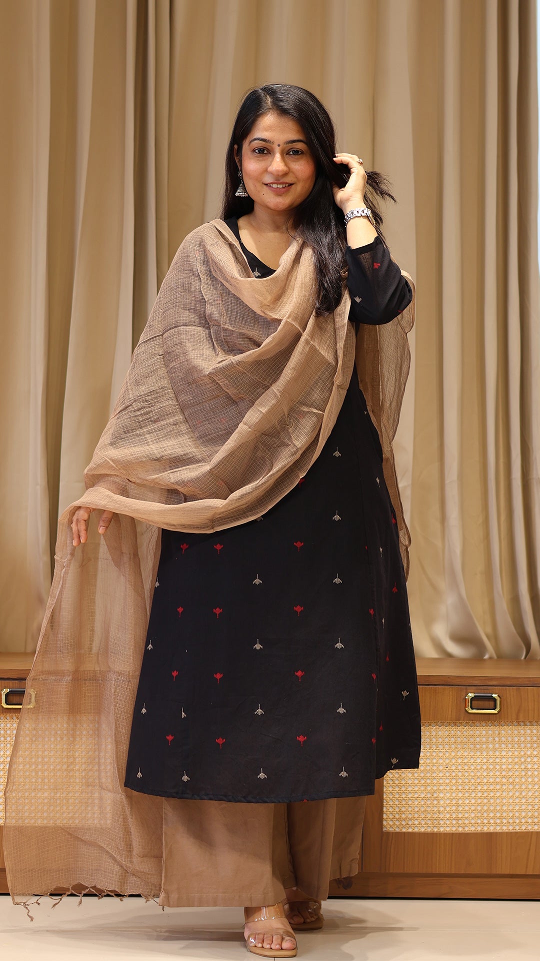 Swara Handwoven Cotton Kurta - Black