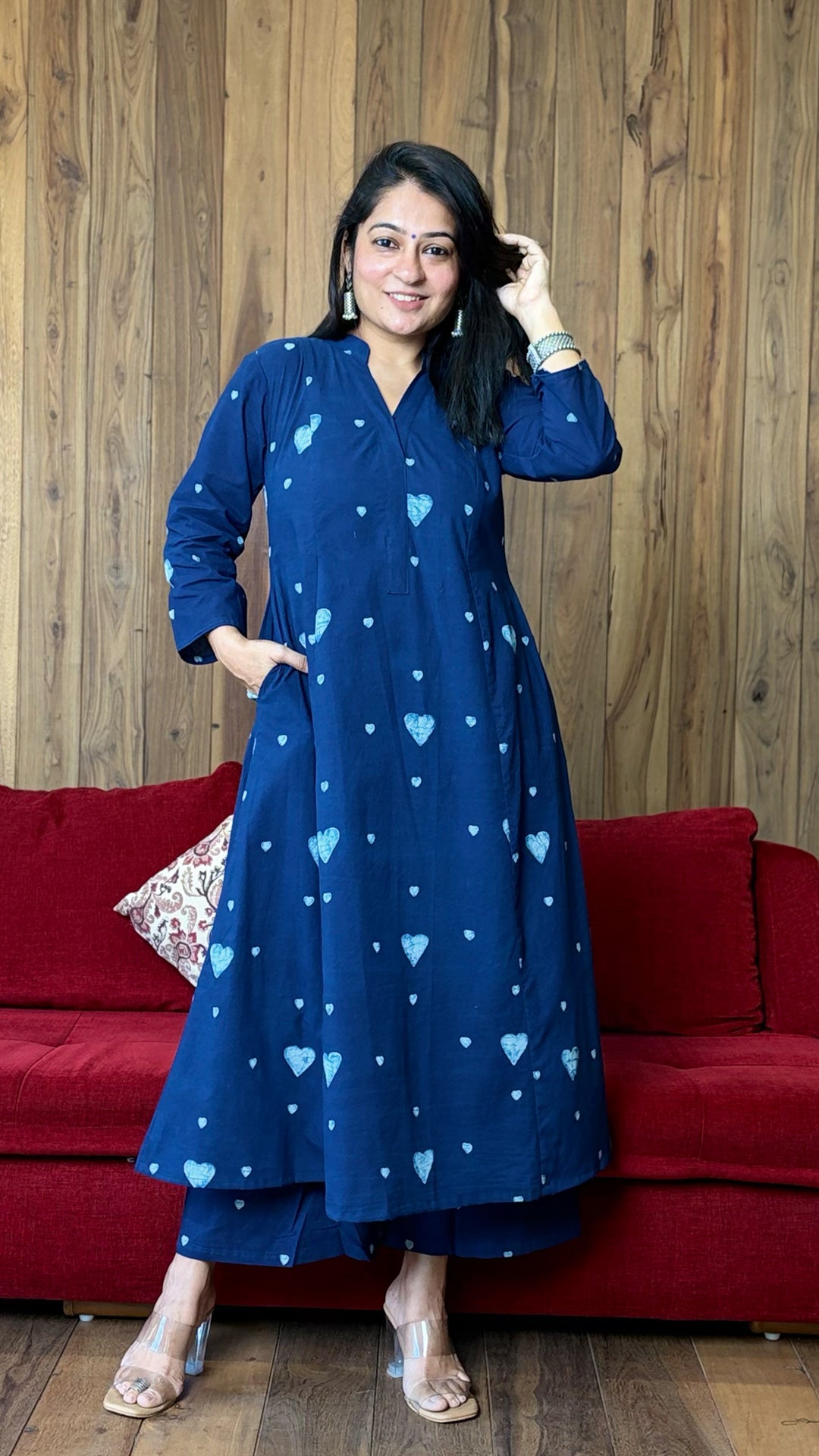 Zeesha Hearts Dabu Kali Kurta In Indigo