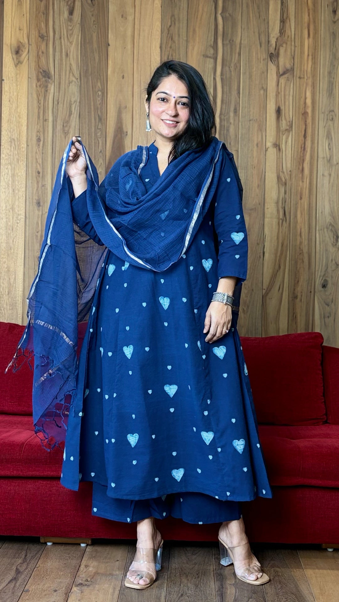 Zeesha Hearts Dabu Kali Kurta In Indigo