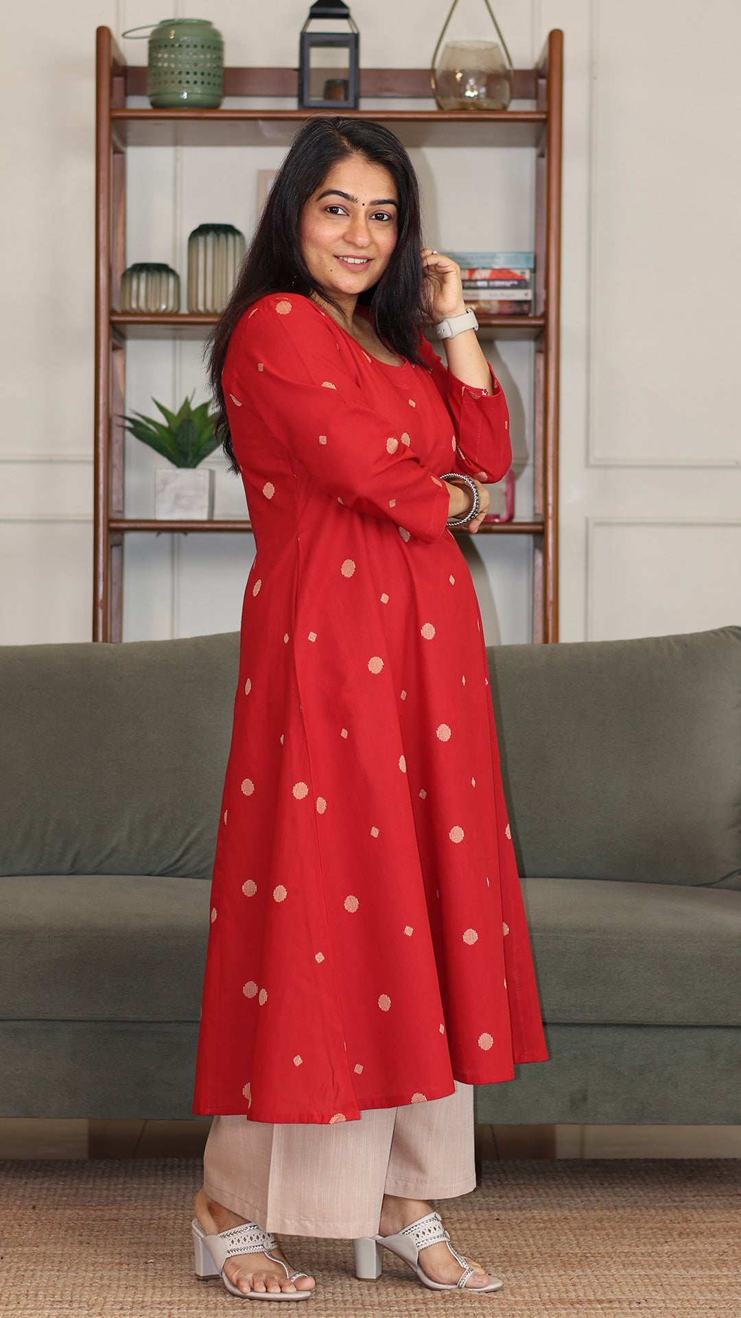 Saanj Handwoven Cotton Kurta - Red