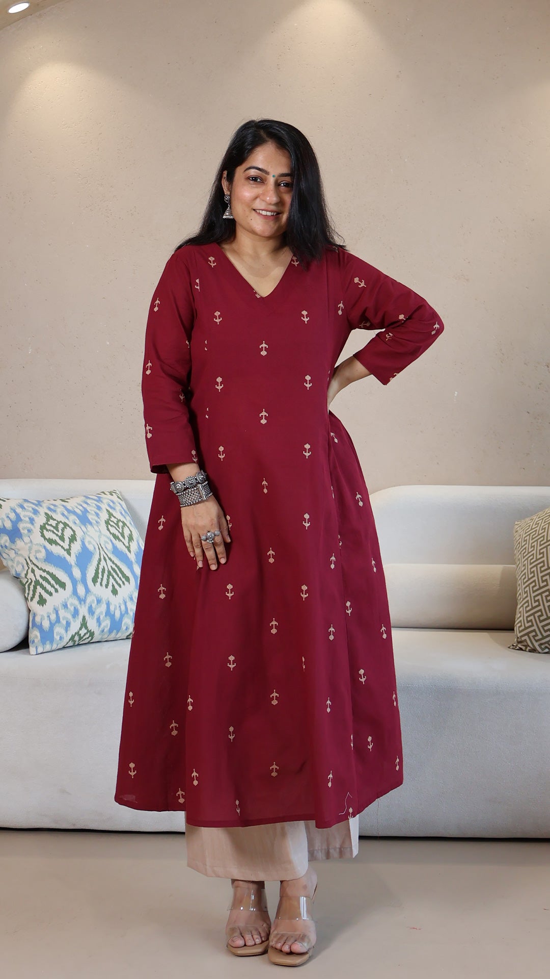 Kaaya Handwoven Cotton Kurta - Maroon