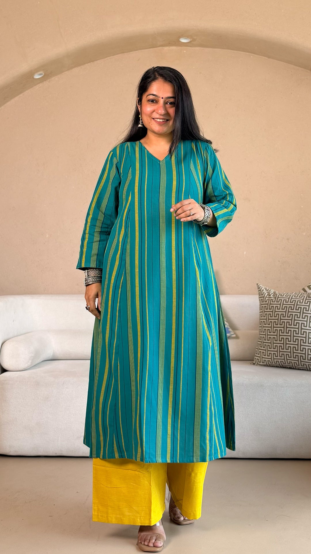 Inaya Handwoven Cotton Kurta- Turquoise/Yellow