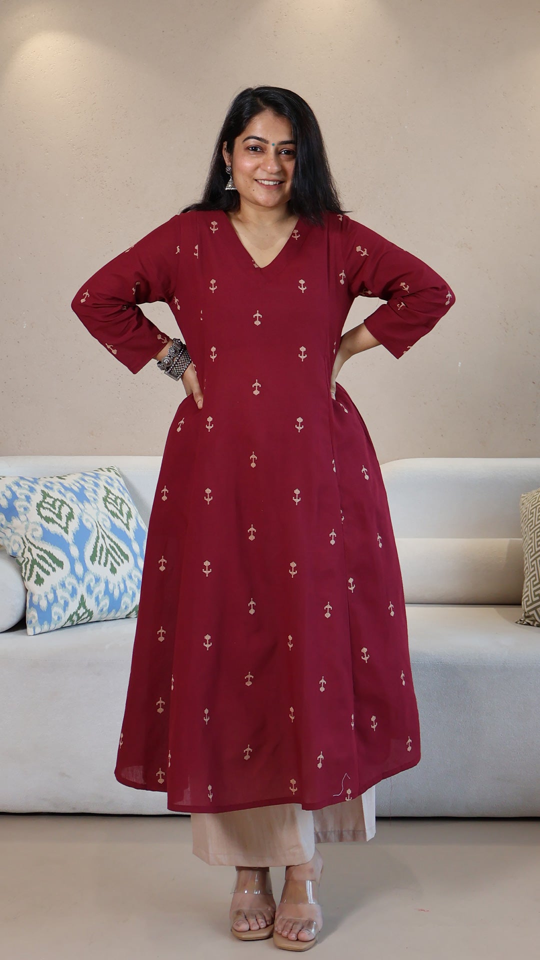 Kaaya Handwoven Cotton Kurta - Maroon