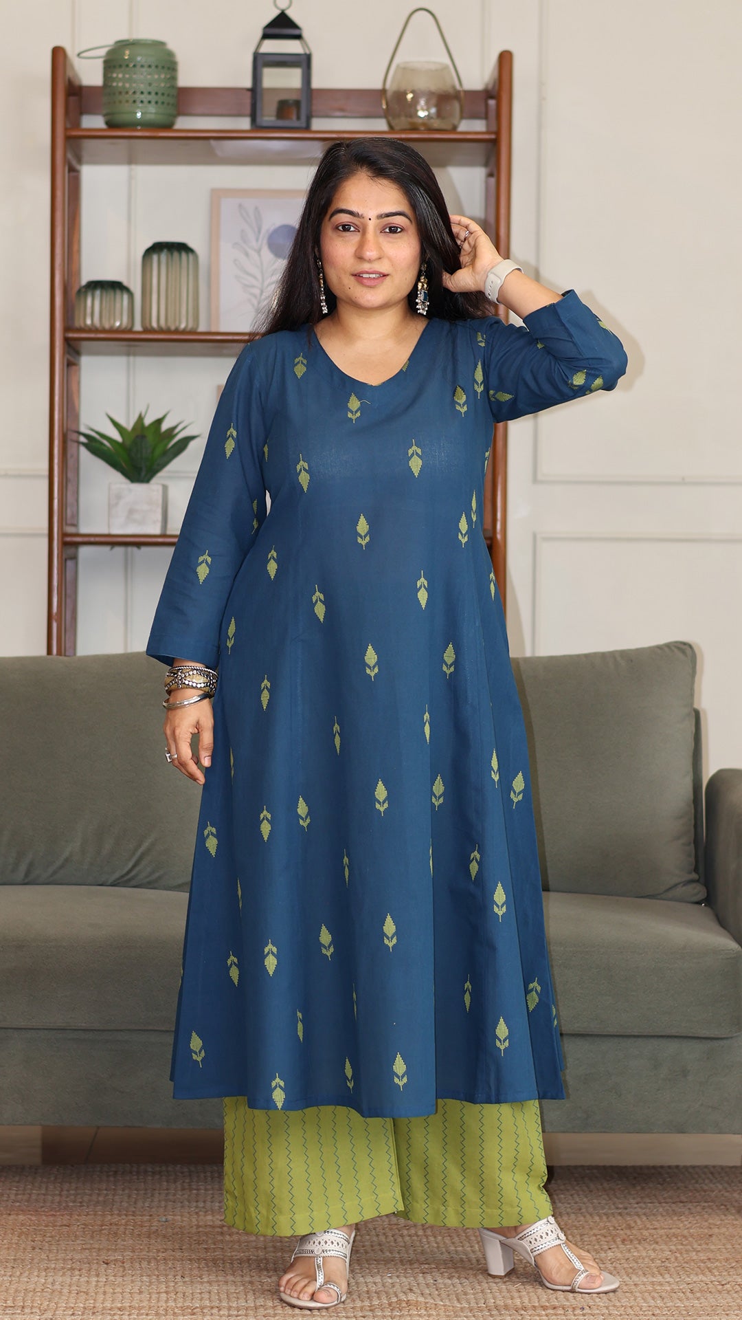 Aafreen Handwoven Cotton Kurta - Blue/Green