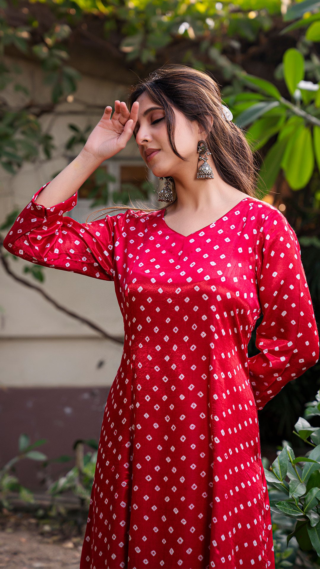 Bandhani Kali Kurta Set In Silk - Red
