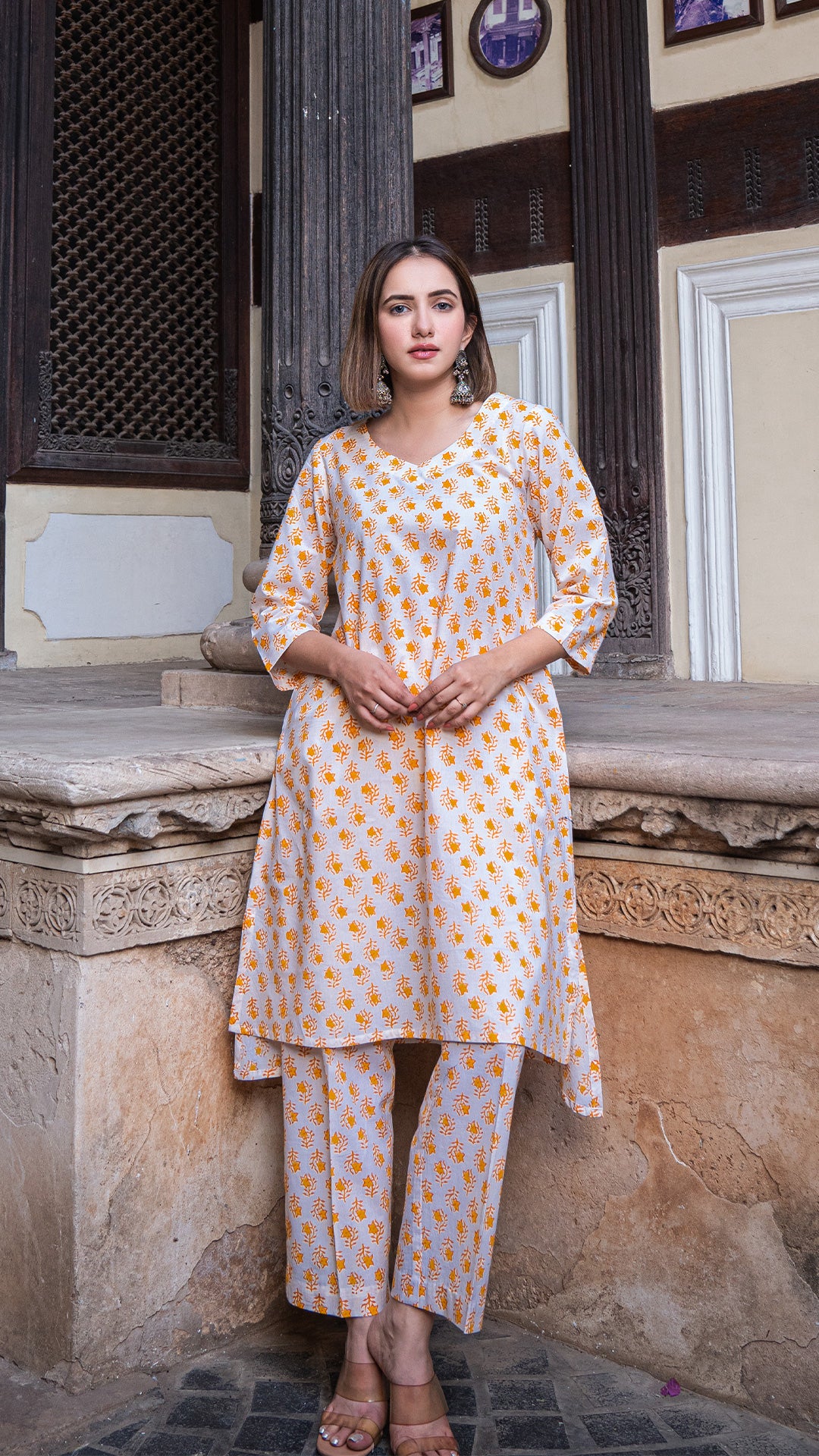 Yashvi Sanganeri Co-ord Set In Cotton - White