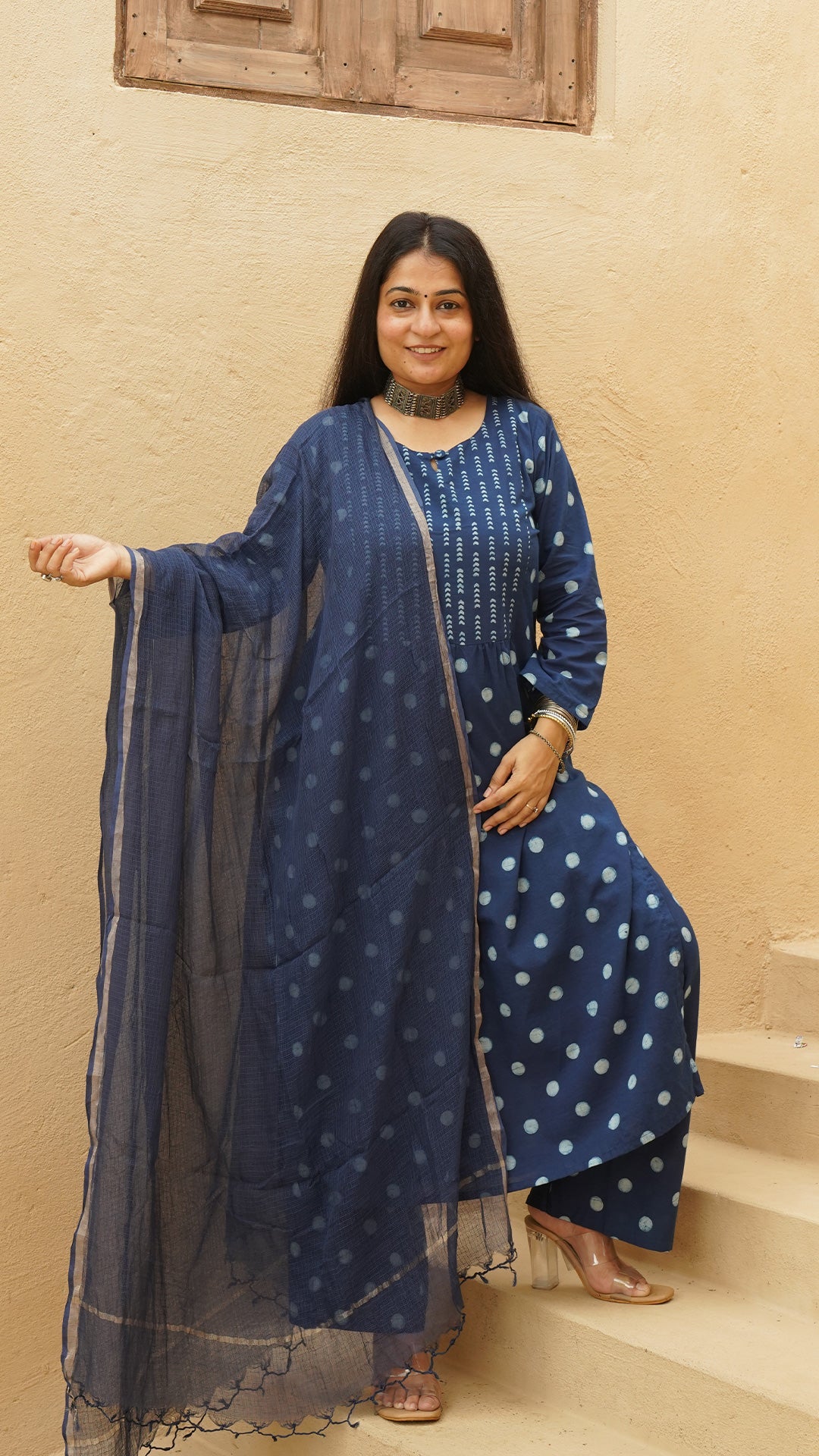 Sneha Dabu Polka Dots Block Print Kurta In Indigo