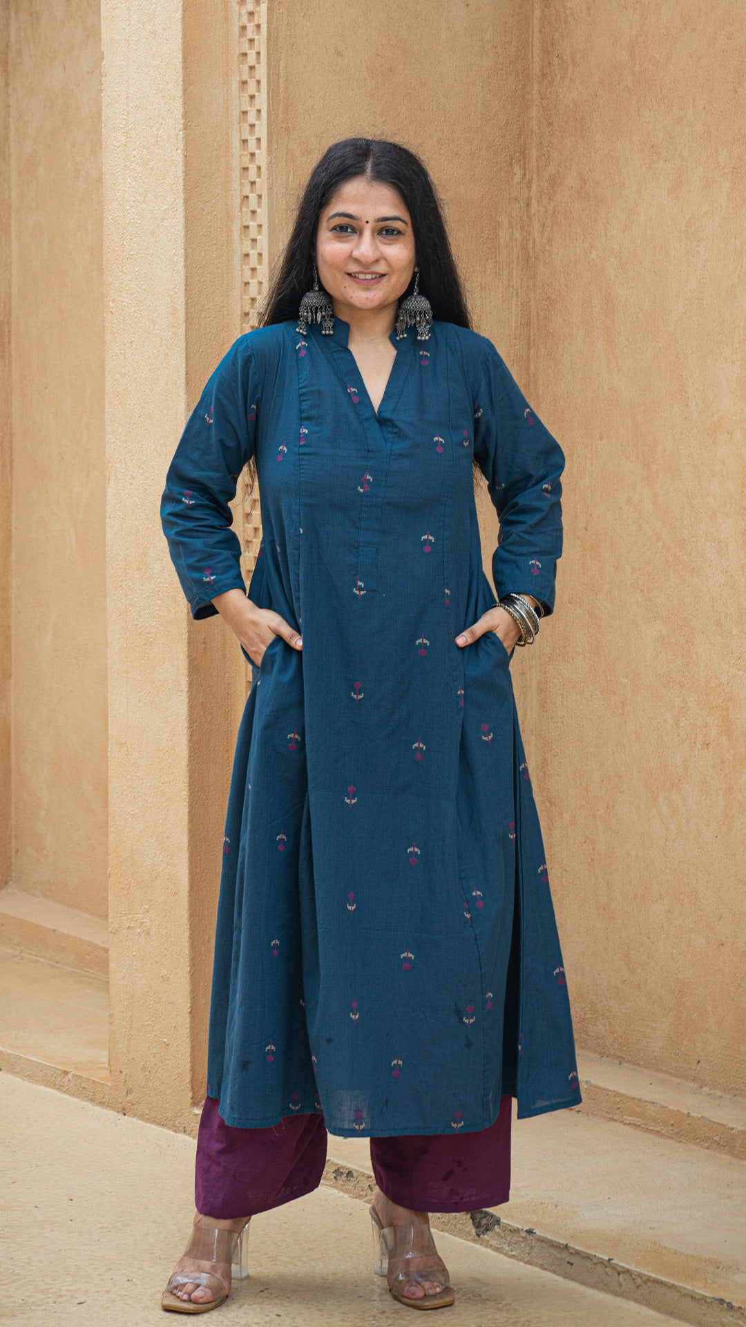 Kshiti Flower Motif Hand Woven Kali Cotton Kurta - Blue