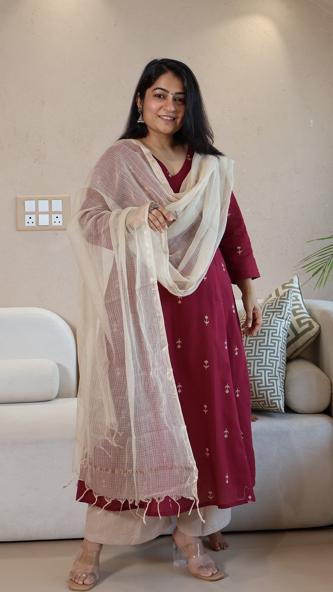 Kaaya Handwoven Cotton Kurta - Maroon
