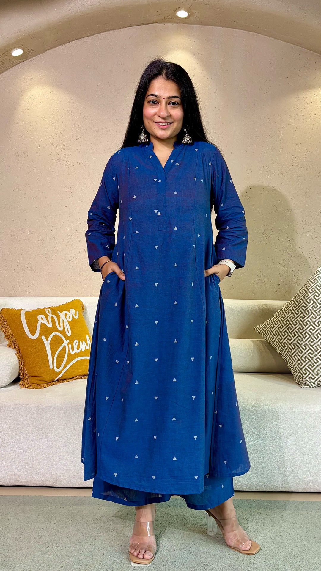 Shanayaa Blue Hand Woven Kali Cotton Kurta