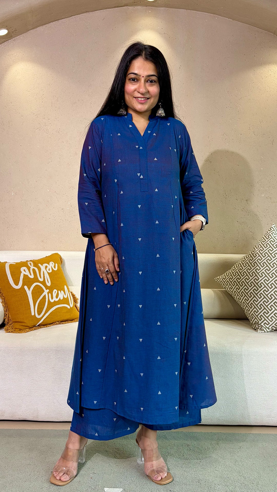 Shanayaa Blue Hand Woven Kali Cotton Kurta