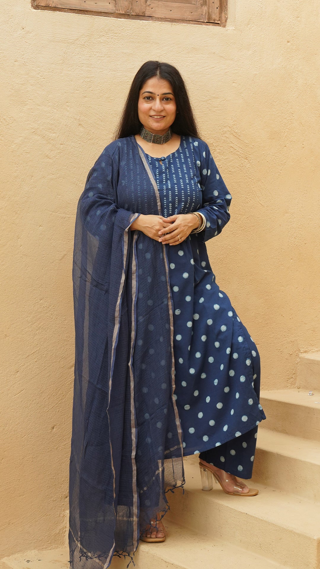 Sneha Dabu Polka Dots Block Print Kurta In Indigo