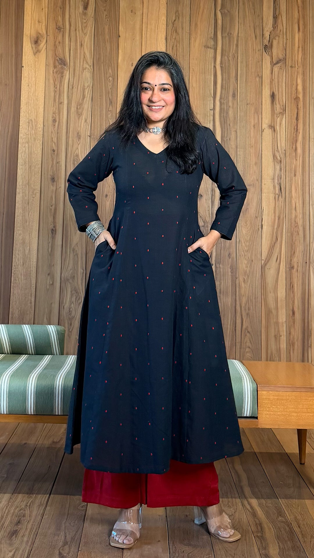 Aiza Handwoven Cotton Kurta- Black