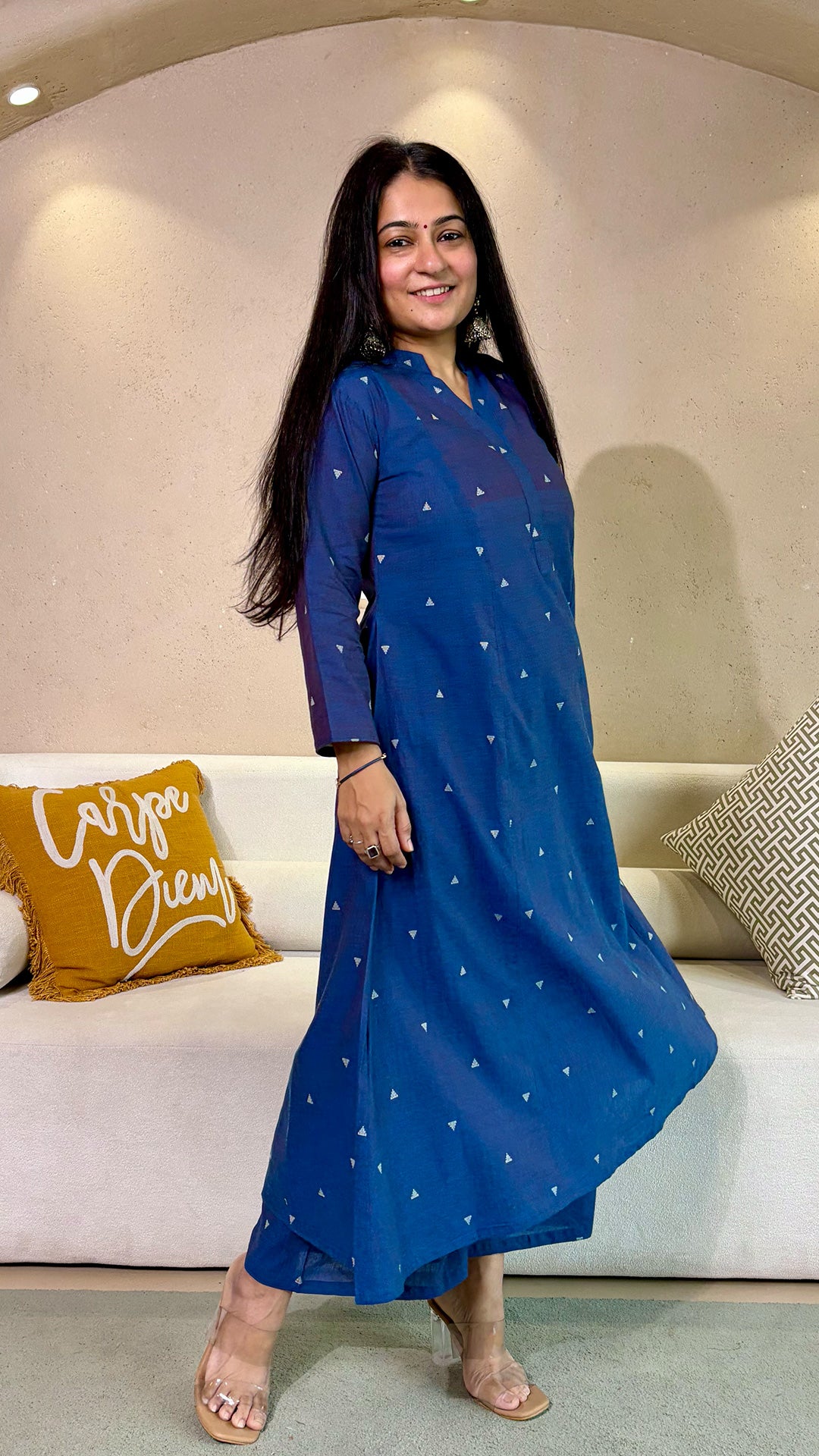 Shanayaa Blue Hand Woven Kali Cotton Kurta