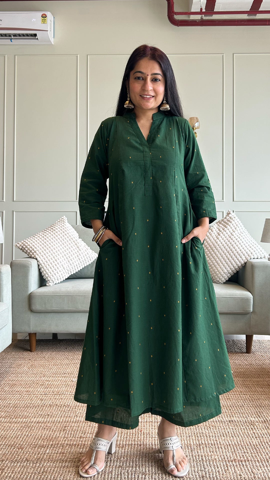 Vriddhi - Hand Woven Kali Cotton Kurta Set in Dark Green