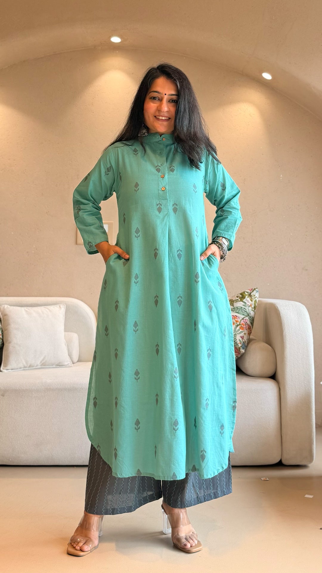 Mehaa Hand Woven Cotton Kurta - Turquoise