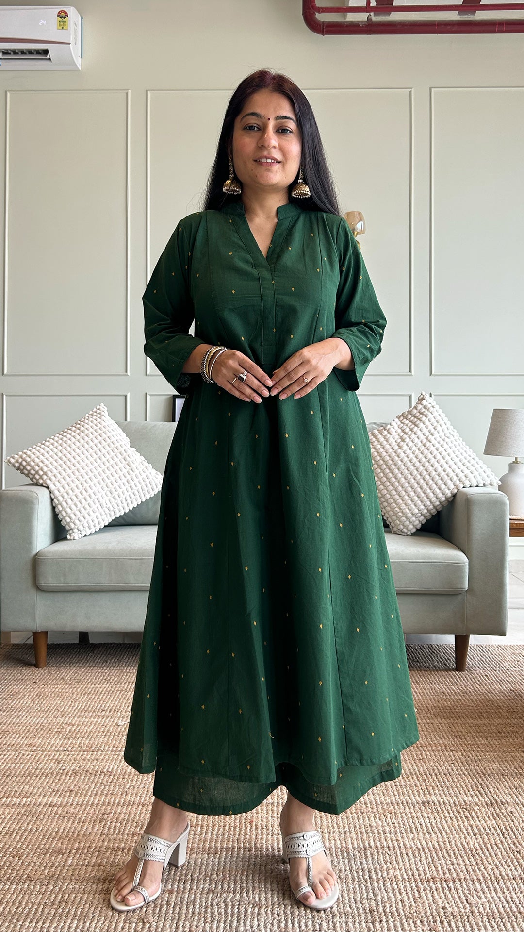 Vriddhi - Hand Woven Kali Cotton Kurta Set in Dark Green