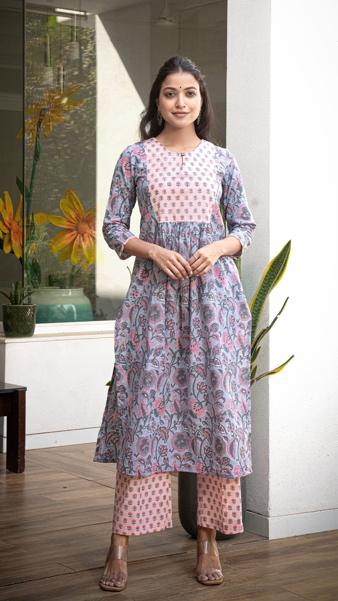 Maahira Sanganeri Hand Block Cotton Kurta - Grey/Peach