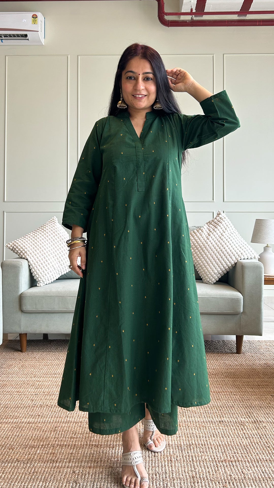 Vriddhi - Hand Woven Kali Cotton Kurta Set in Dark Green