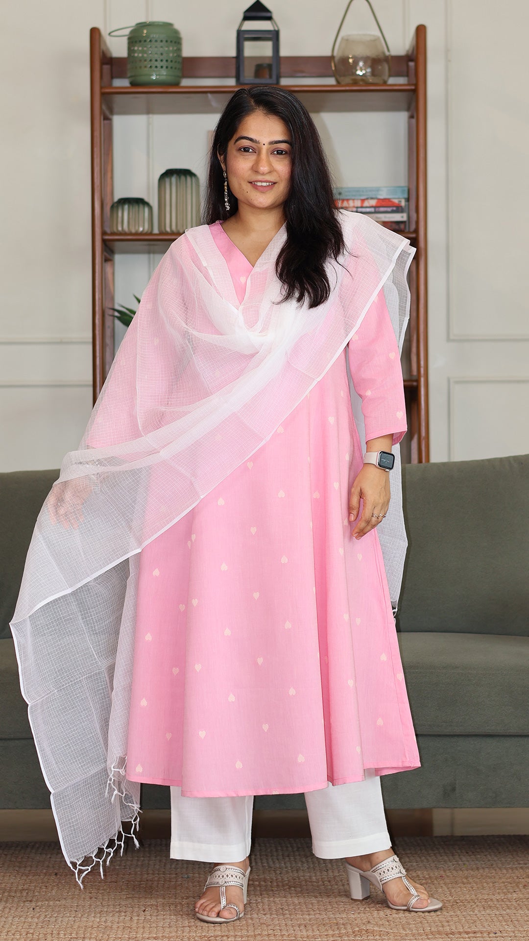 Hearts Motif Handwoven Cotton Kurta - Pink