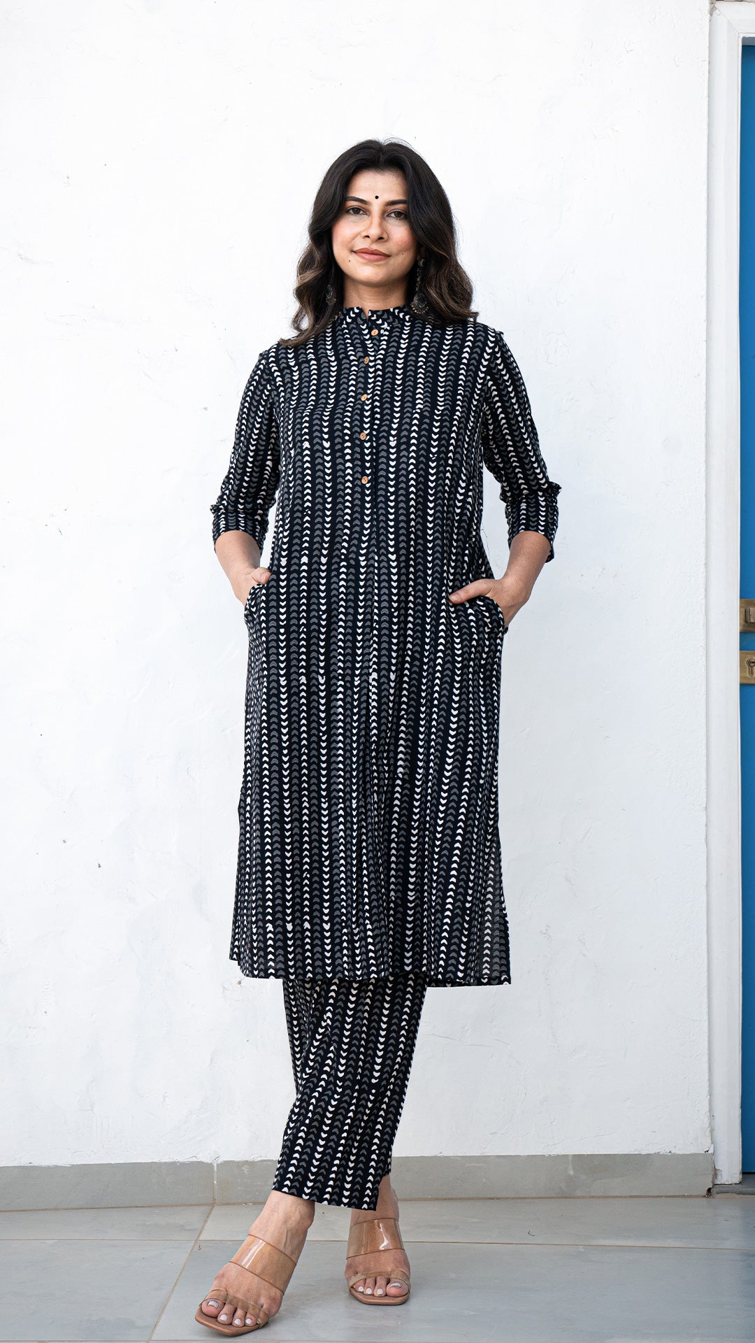 Avika Hand Block Cotton Kurta - Black