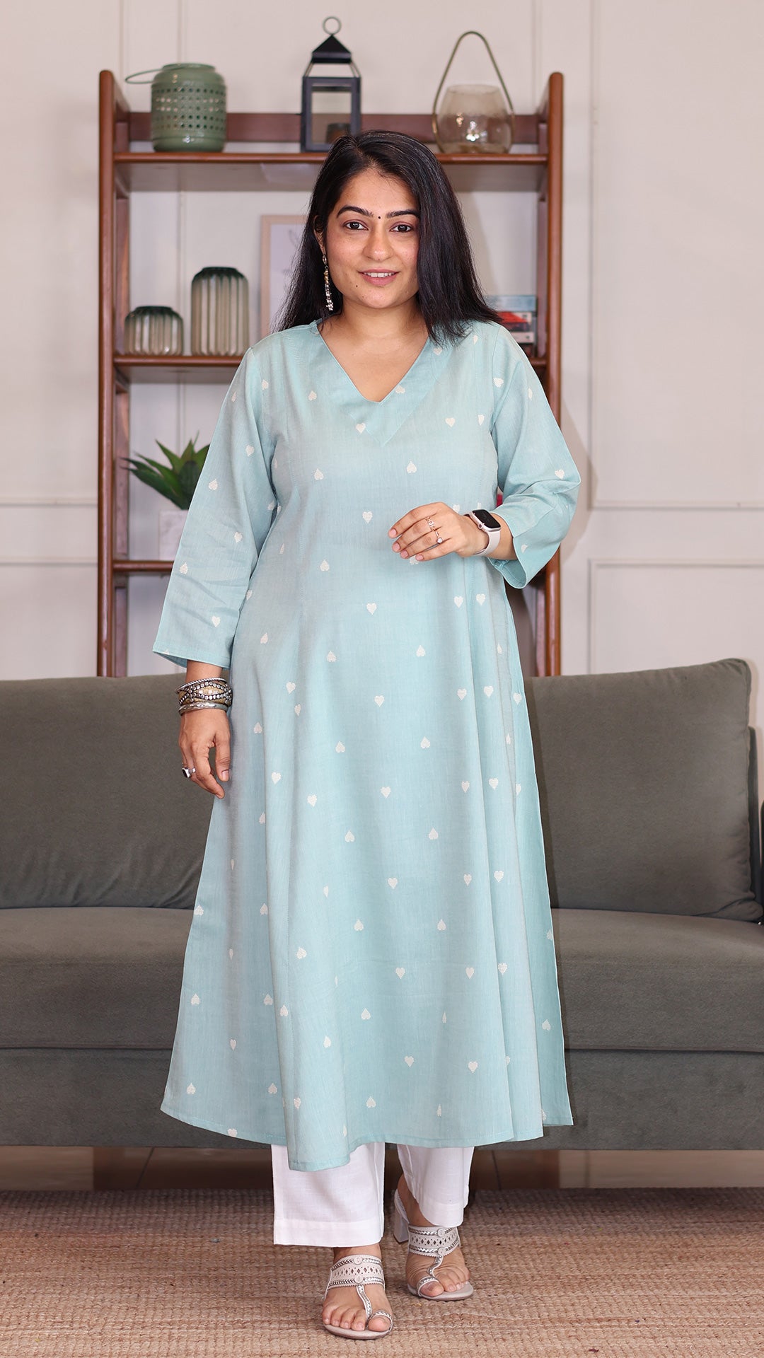 Hearts Motif Handwoven Cotton Kurta - Turquoise