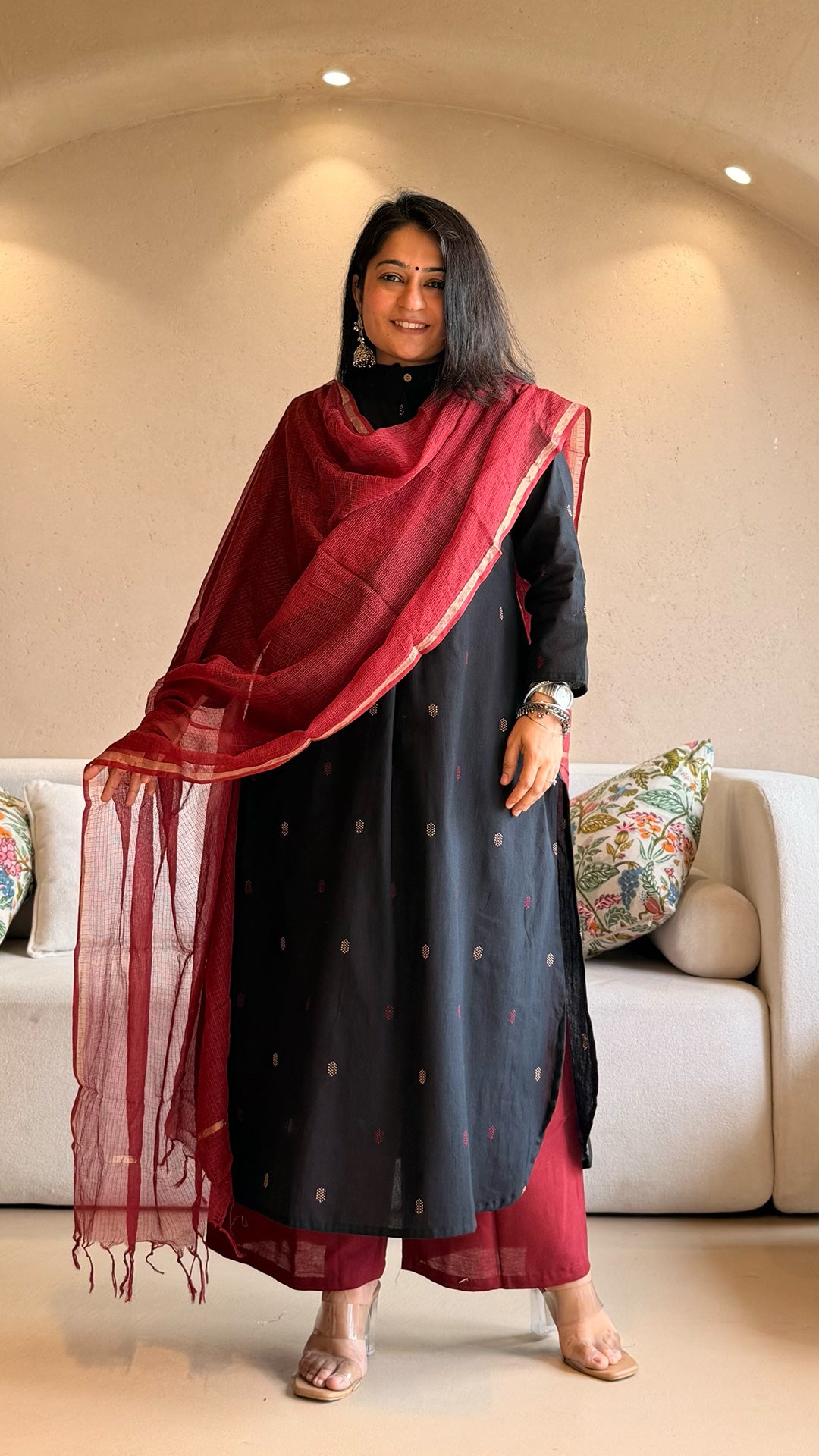 Aashvi Hand Woven Cotton Kurta - Black