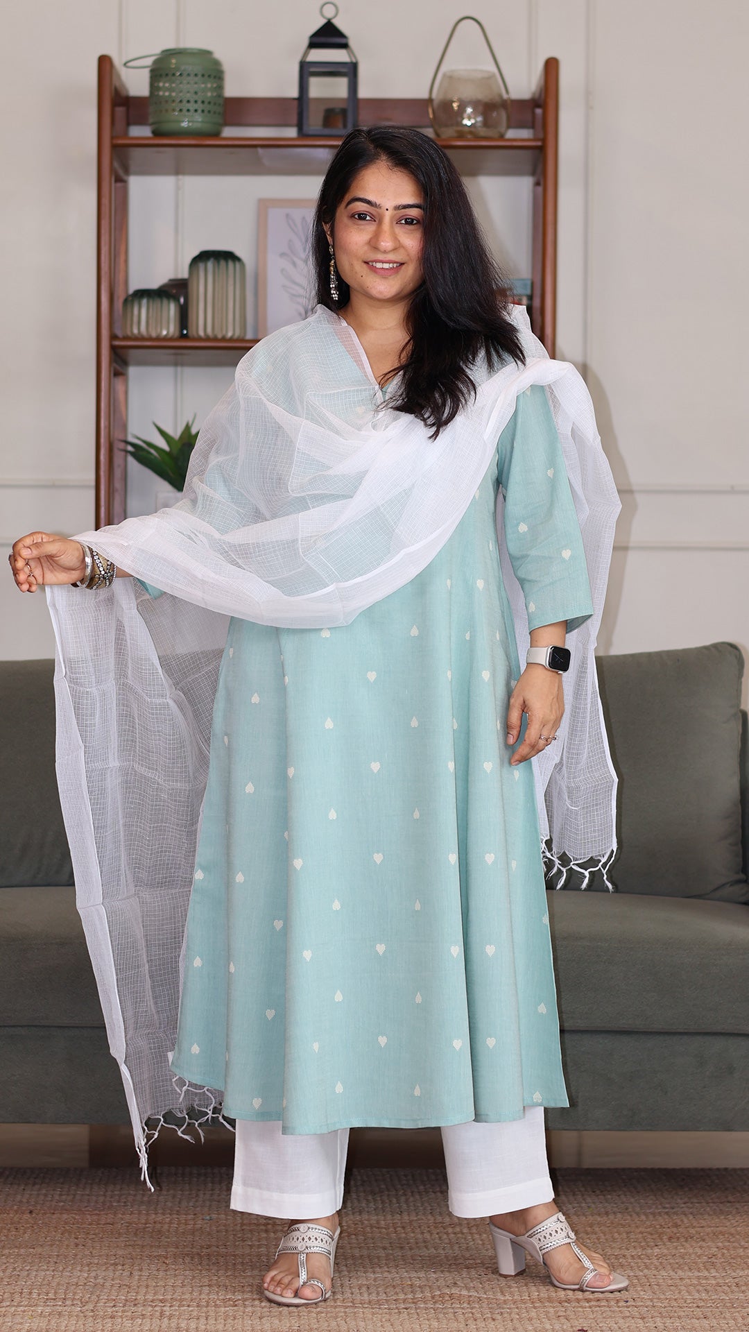 Hearts Motif Handwoven Cotton Kurta - Turquoise