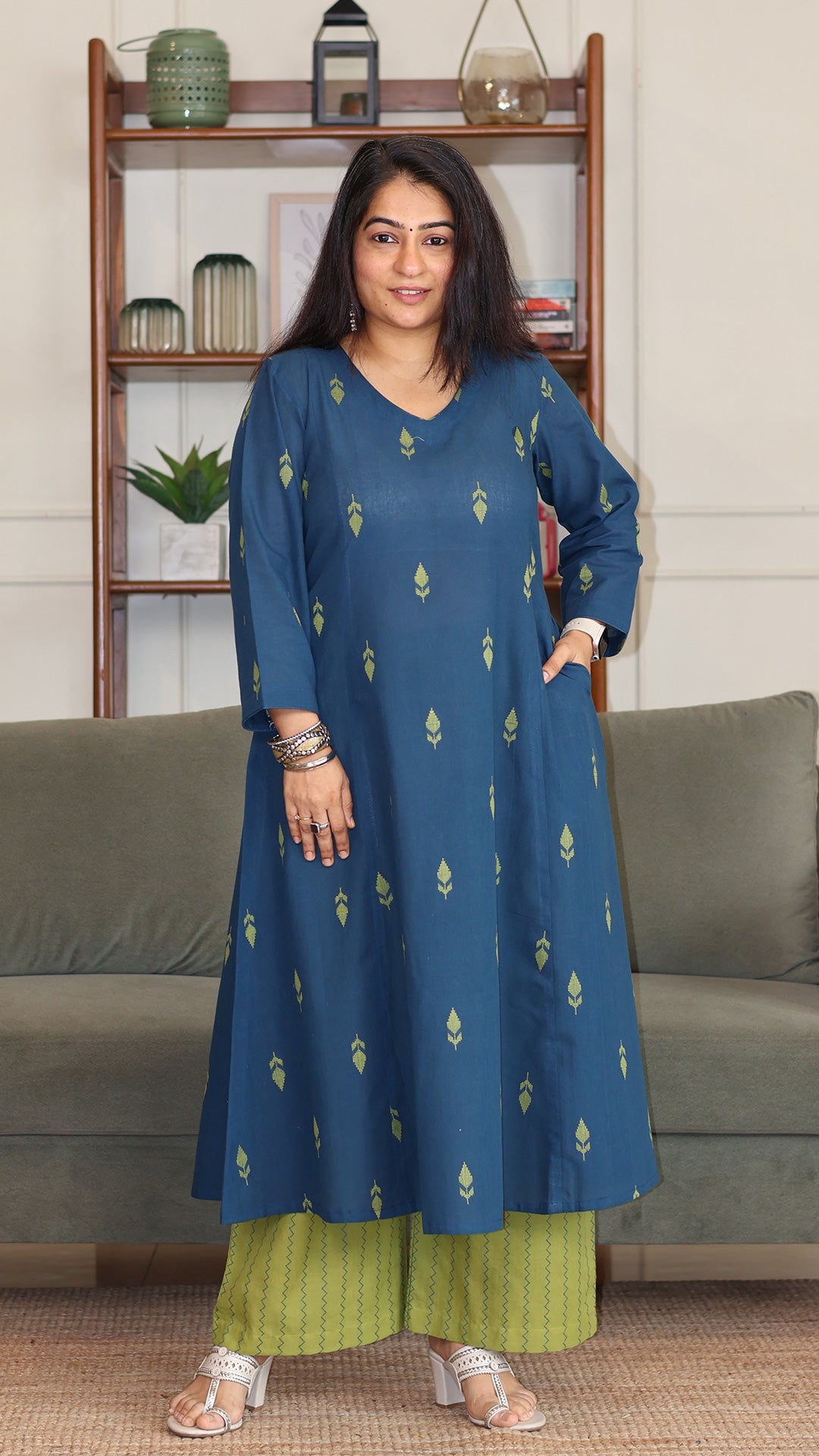 Aafreen Handwoven Cotton Kurta - Blue/Green