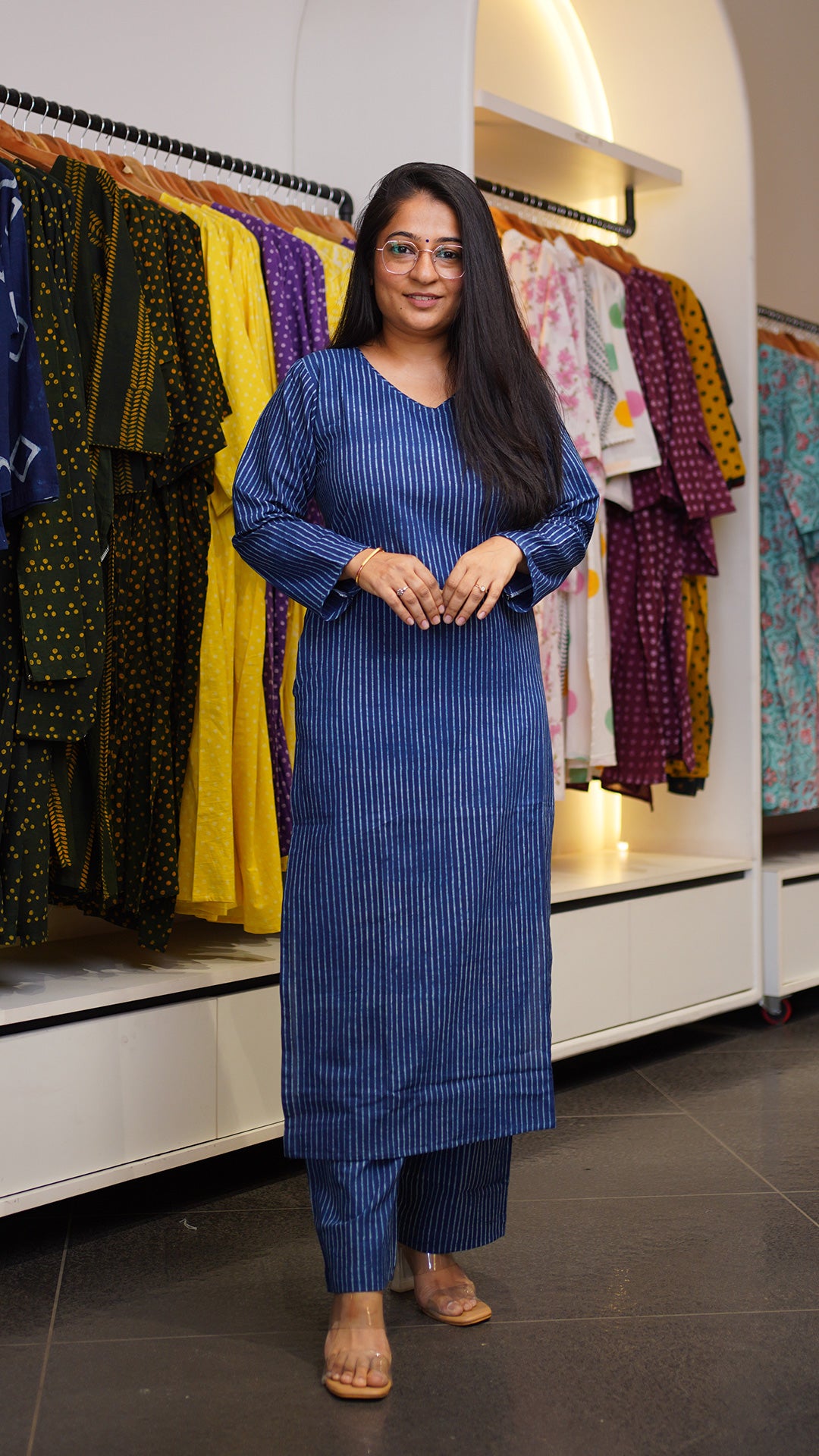 Amruta Dabu Cotton Kurta - Indigo