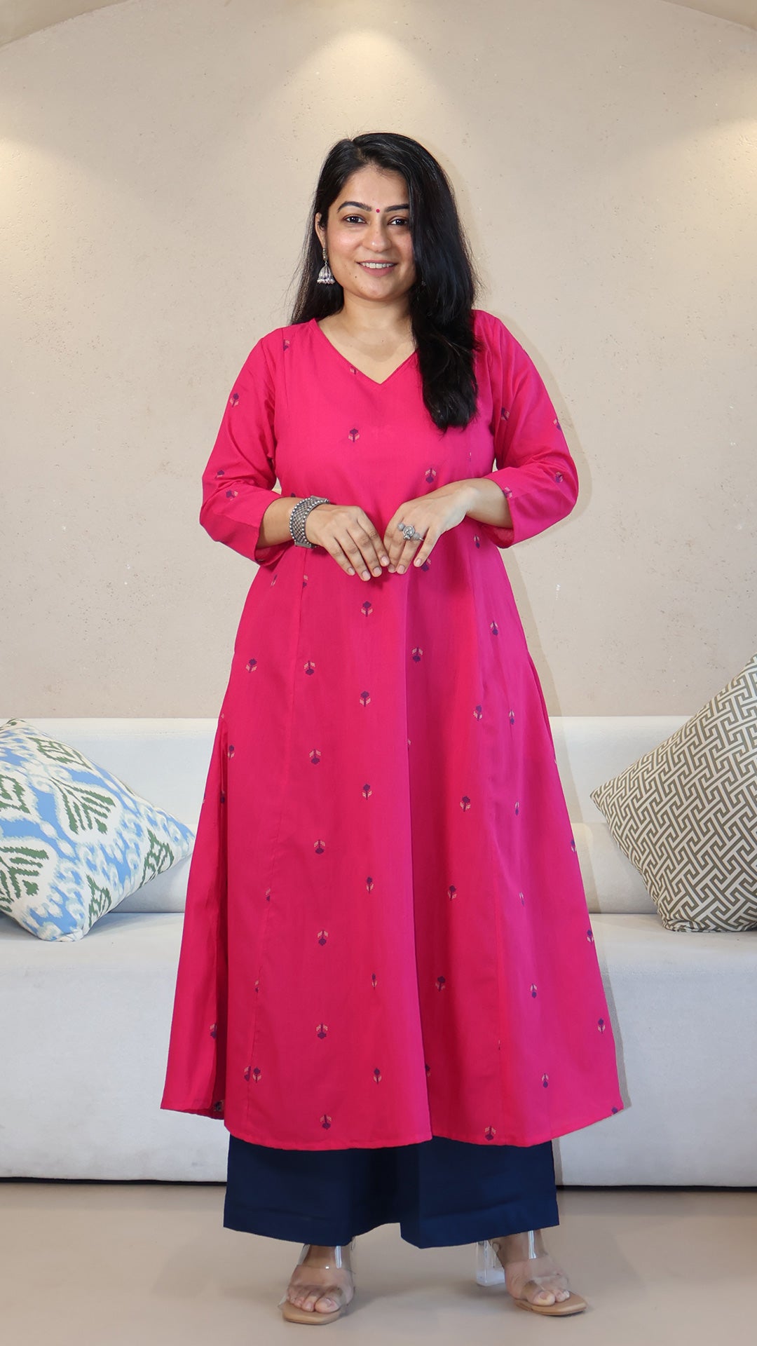 Eerisha Foral Motif Handwoven Cotton Kurta - Pink
