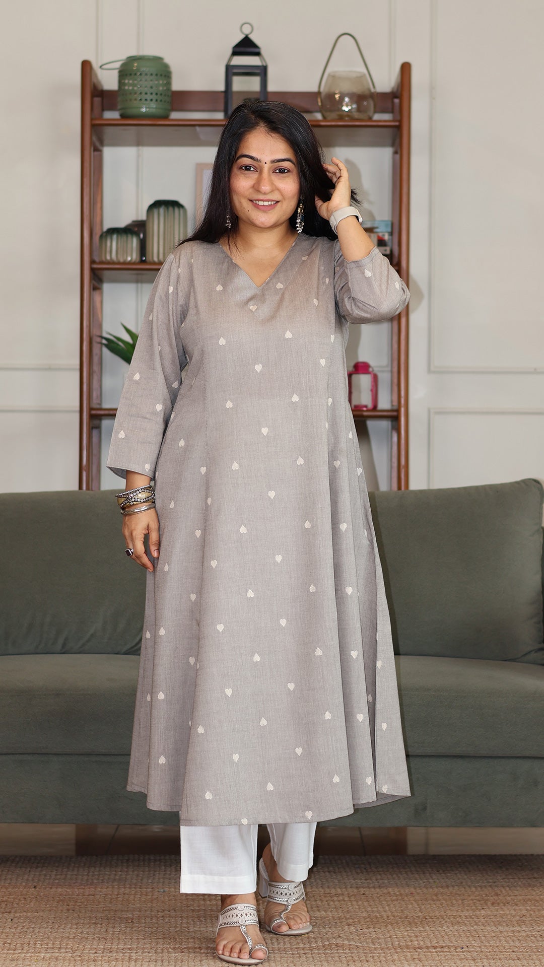 Hearts Motif Handwoven Cotton Kurta - Grey