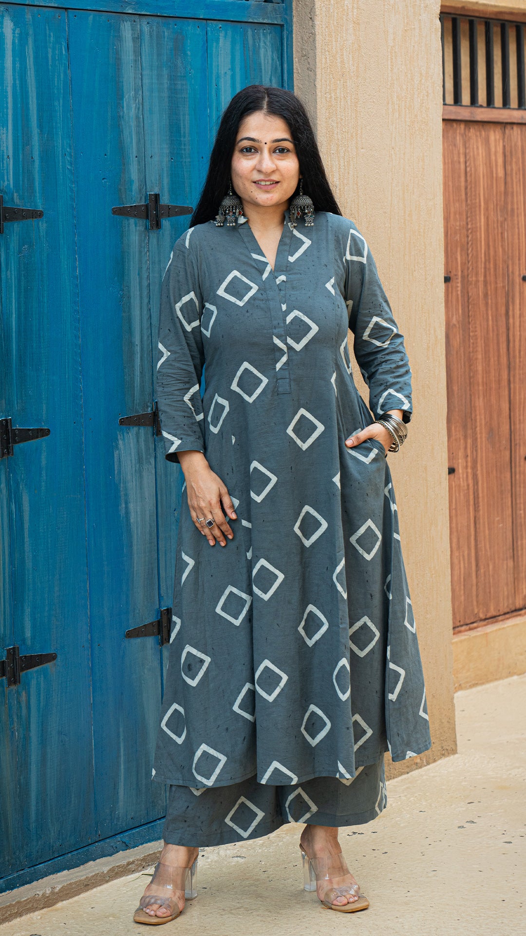 Roshi Square Block Print Cotton Kurta - Grey