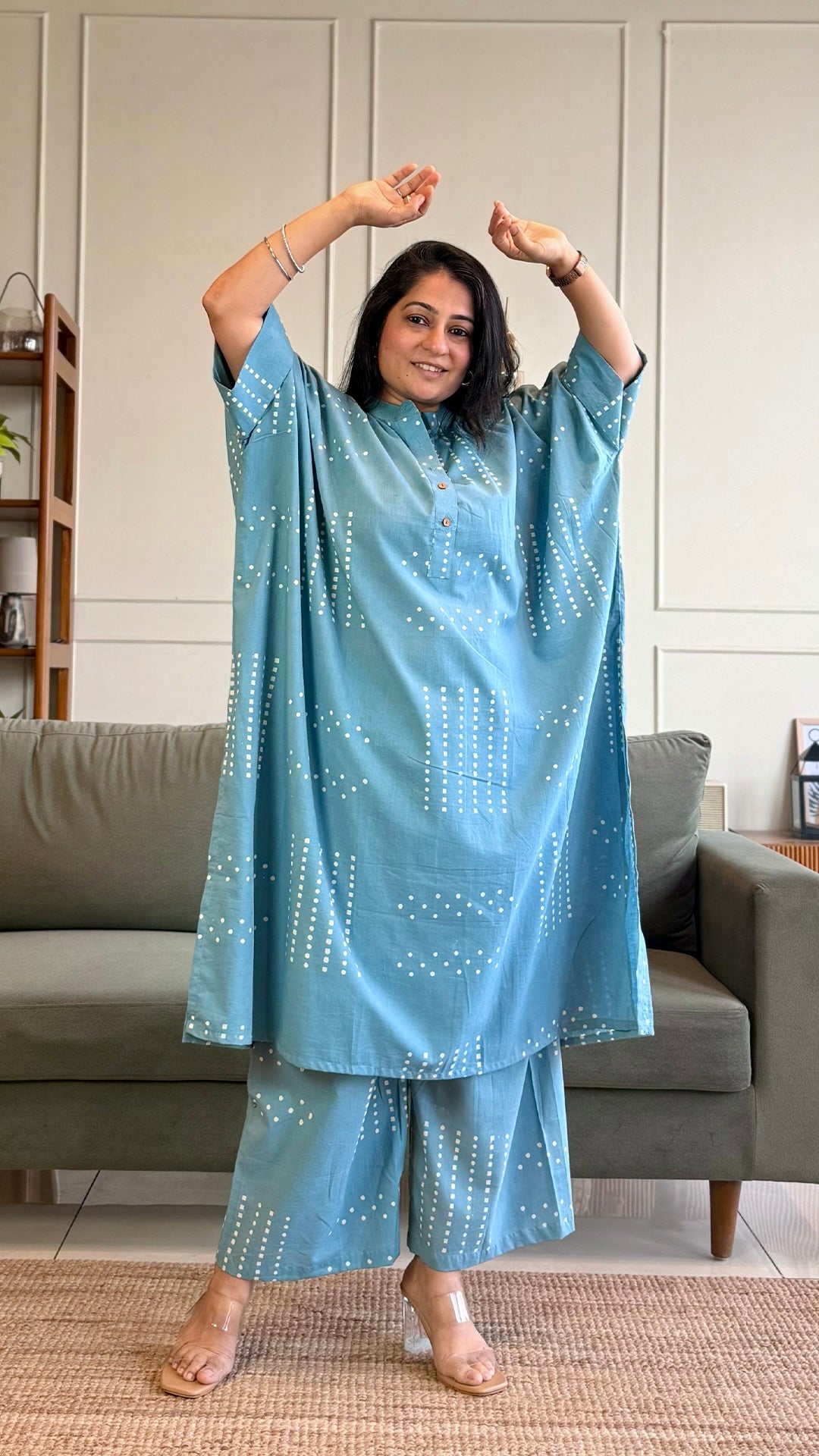 Aarvi Kaftan Co-ord In Cotton - Sky Blue