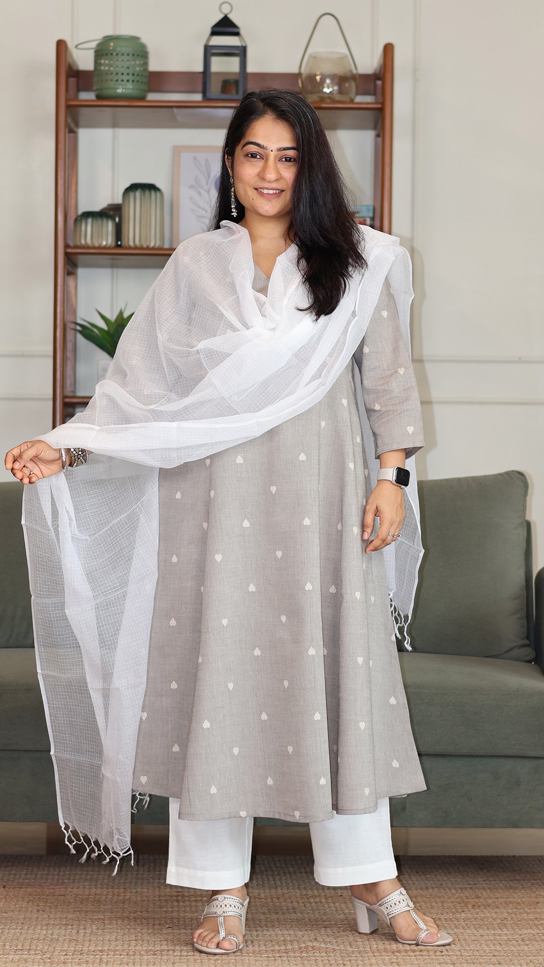 Hearts Motif Handwoven Cotton Kurta - Grey